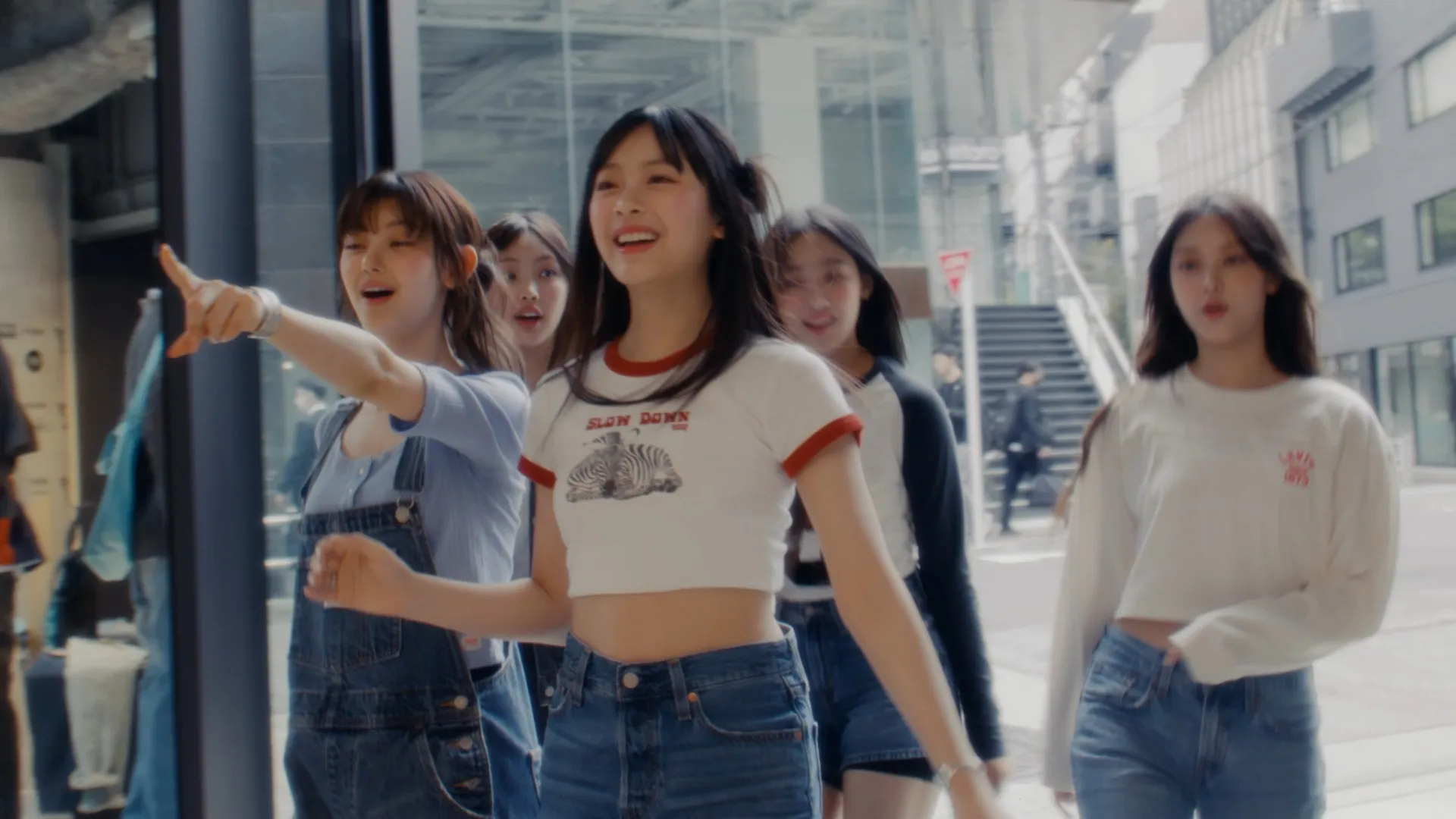 Levi's® × NewJeansのスチル